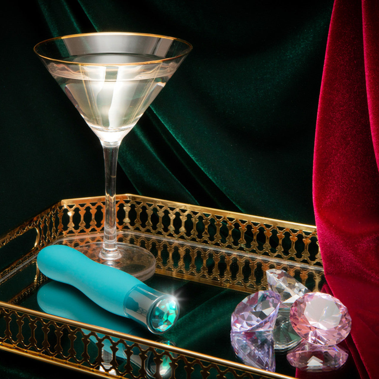 Oh My Gem Fierce Warming Tapered Vibrator with Diamond