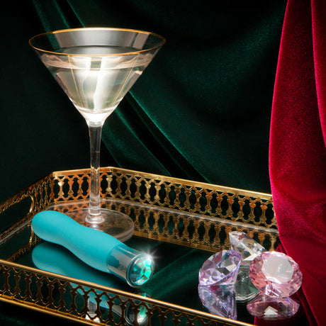 Oh My Gem Fierce Warming Tapered Vibrator with Diamond